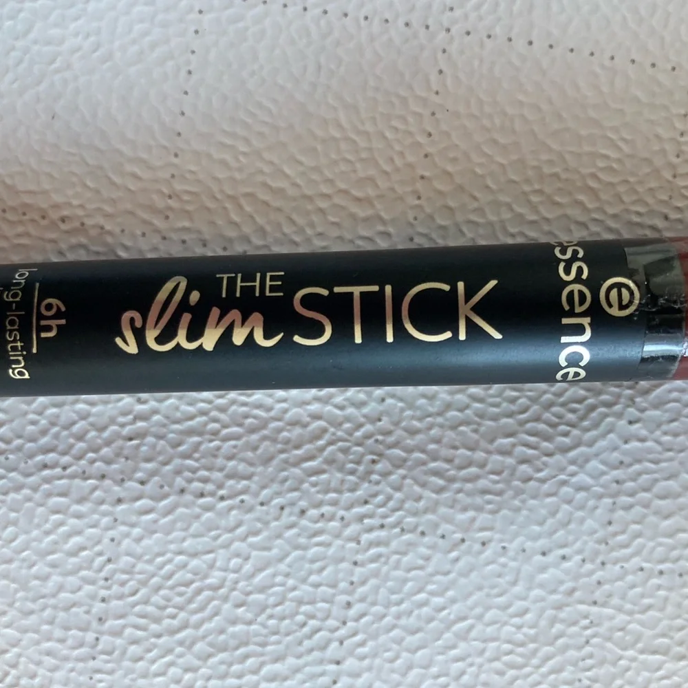 essence The Slim Stick Lipstick  Burgundy Bliss NWT